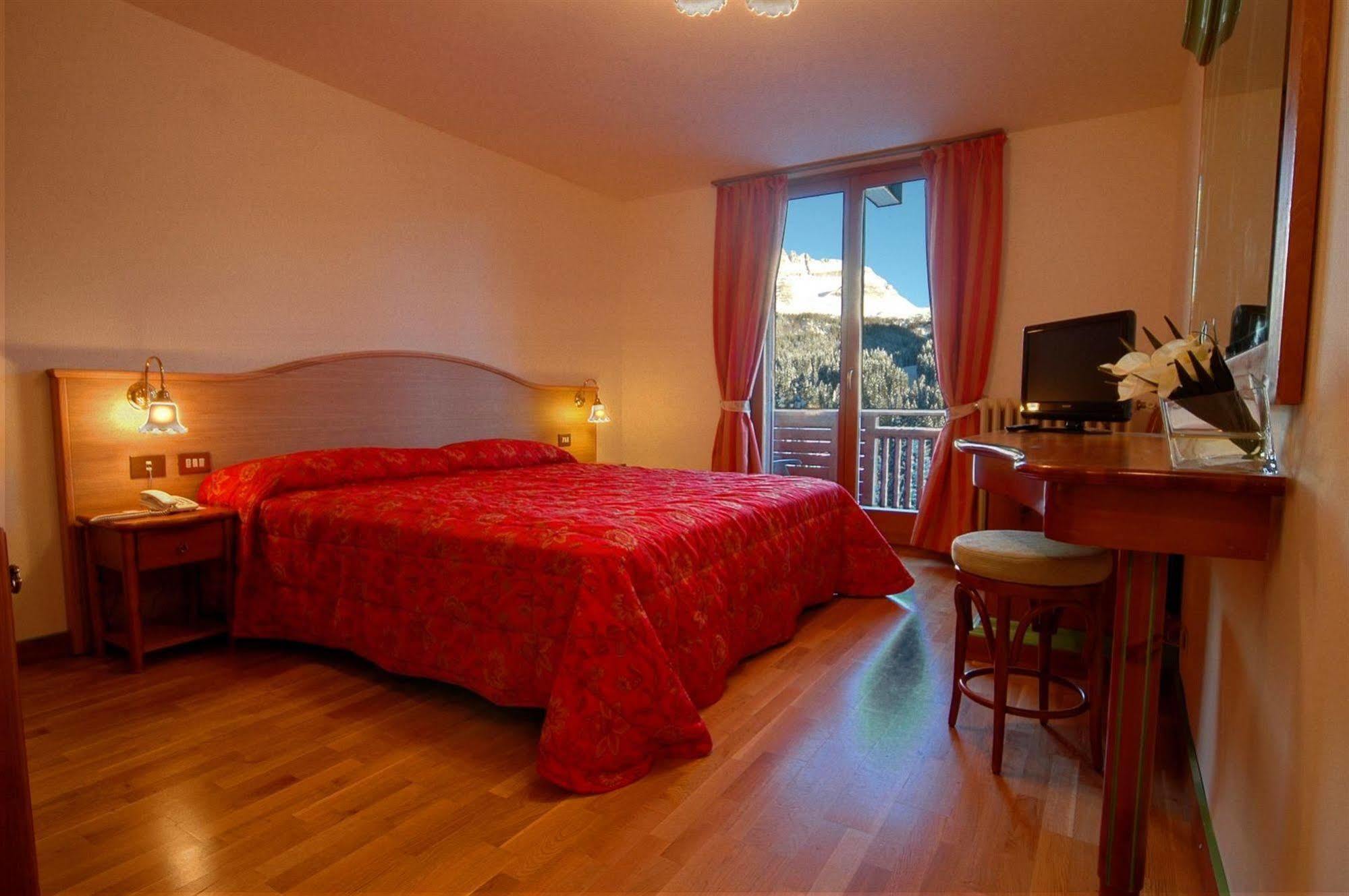 Carlo Magno Hotel Madonna